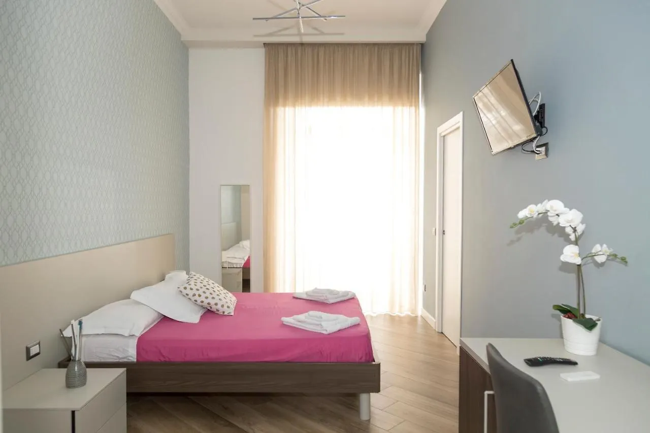 ** فندق مبيت وإفطار نابولي Garibaldi Rooms إيطاليا