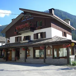 Vallunga 3* Tartano